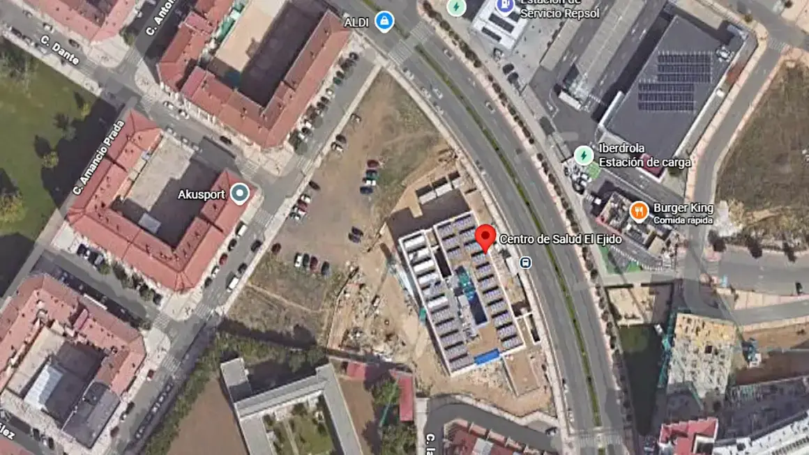 Vista a&eacute;rea del Centro de Salud de El Ejido