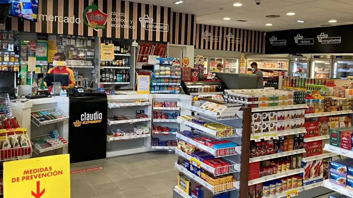 Supermercado Claudio en Santovenia, Le&oacute;n (1)