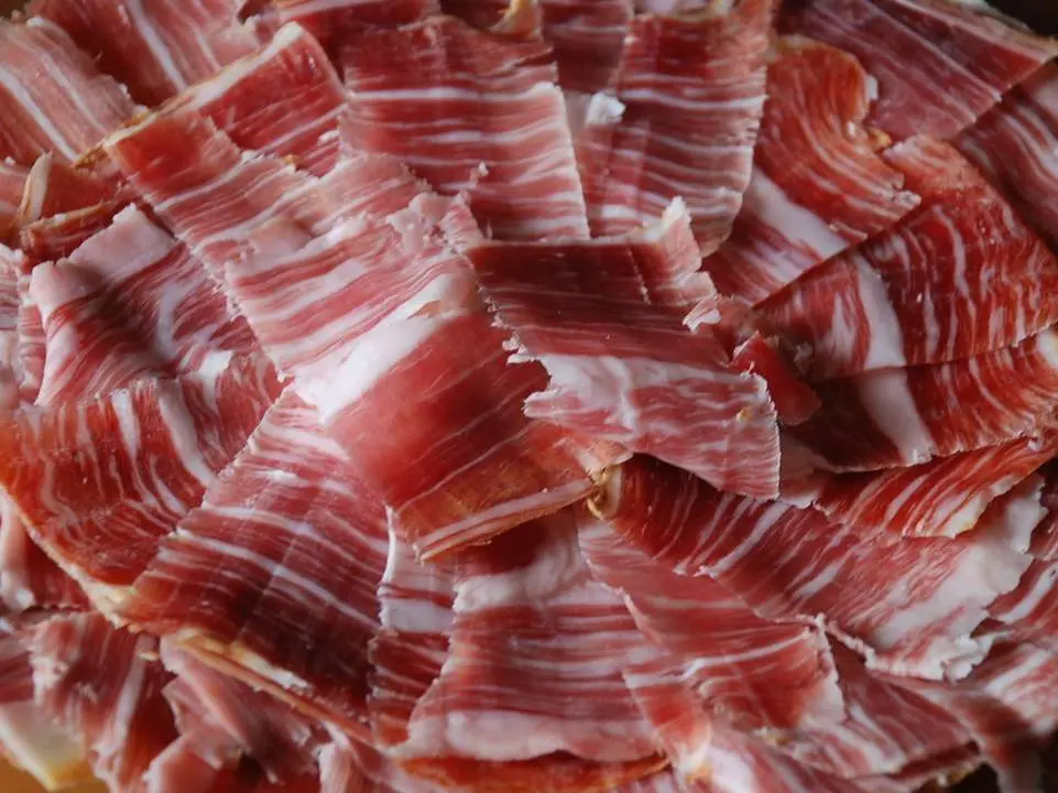 Jam&oacute;n