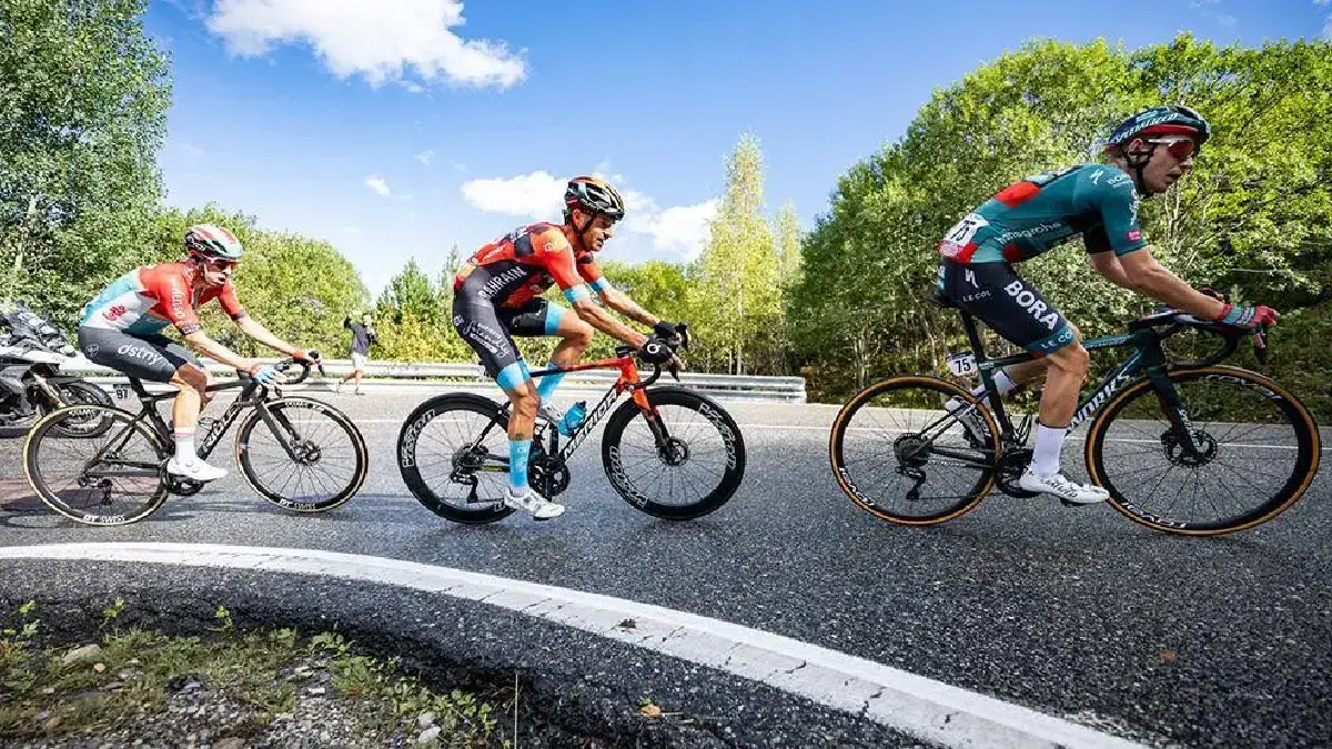 Al hombre le dio una parada card&iacute;aca en la Vuelta Ciclista a Espa&ntilde;a