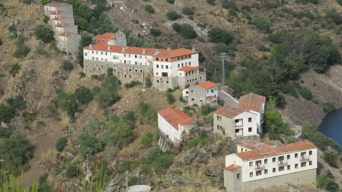 A la venta este pueblo fantasma en Castilla y Le&oacute;n