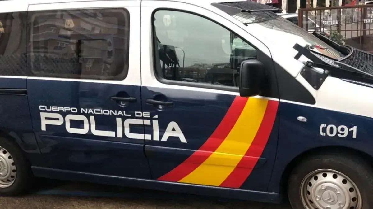 Polic&iacute;a Nacional