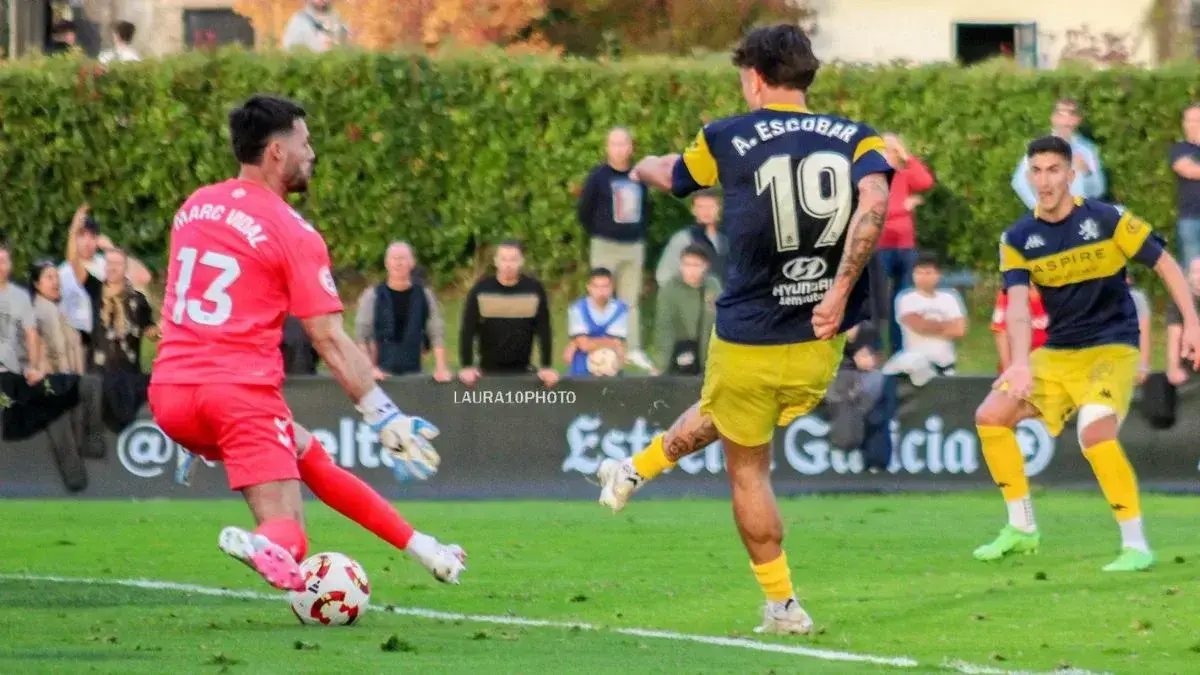 Ant&oacute;n Escobar en el primer gol / Fotograf&iacute;a: Laura Aller