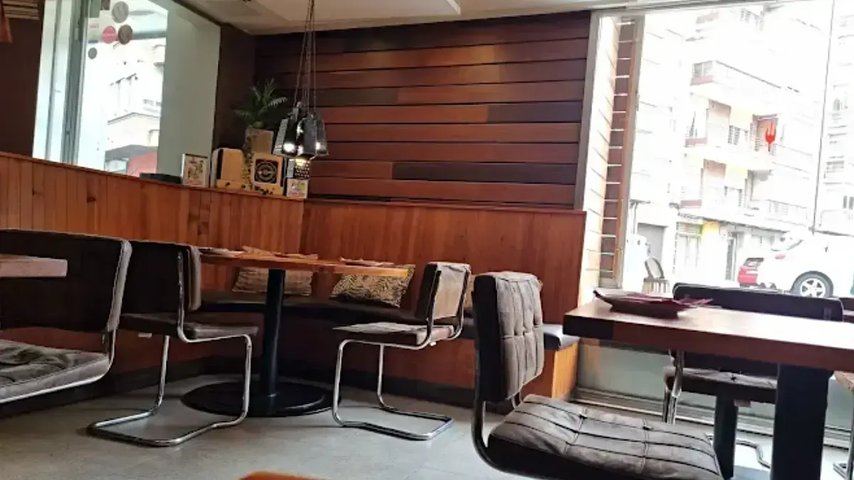 El restaurante Becook se muda al Barrio H&uacute;medo de Le&oacute;n