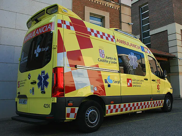Ambulancia+SVB+03+g (4)