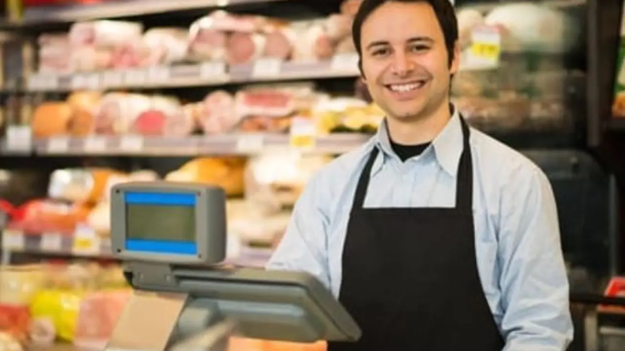 trabajador supermercado