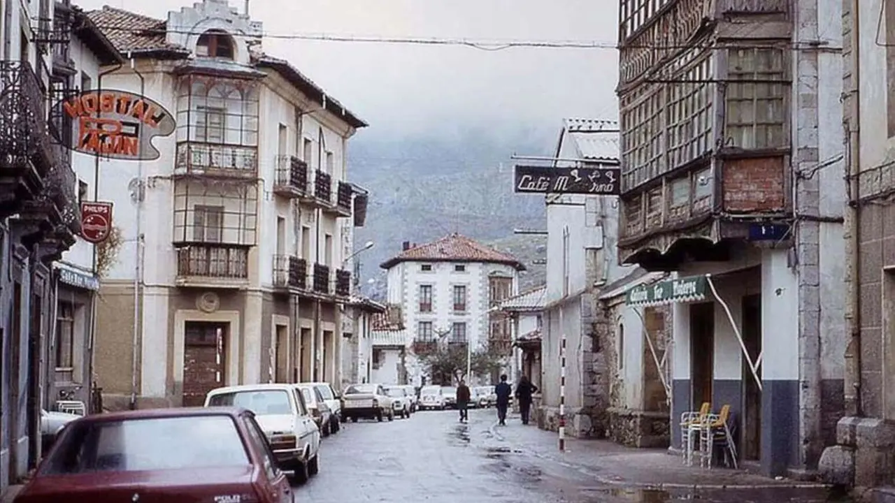 Calle del la antigua localidad de Ria&ntilde;o