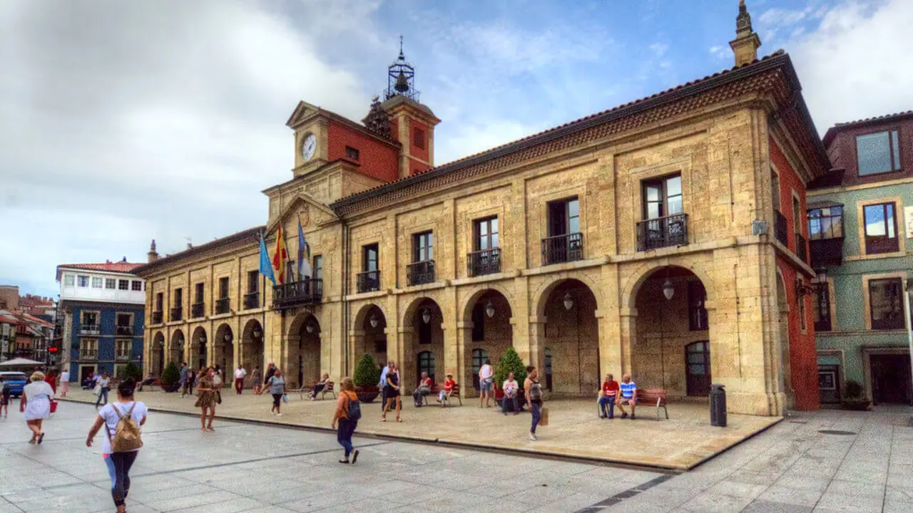 Ayuntamiento de Avil&eacute;s. Imagen de archivo