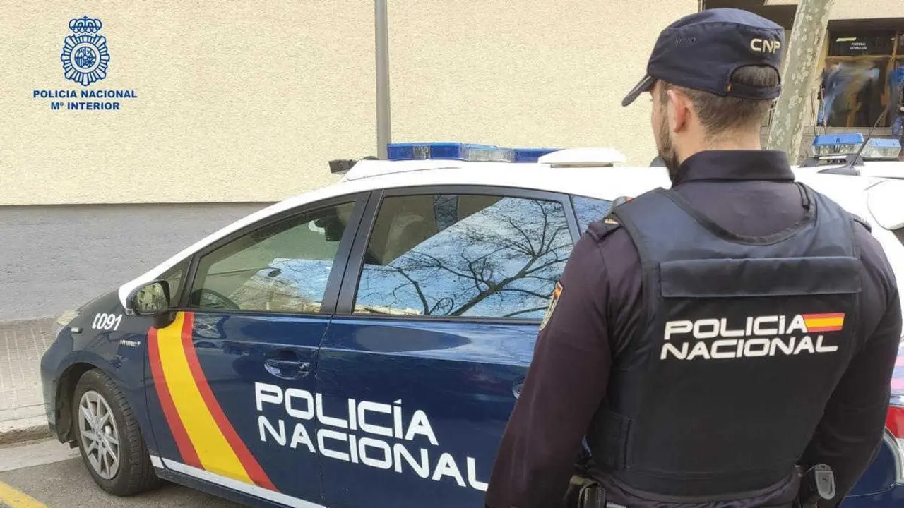 Polic&iacute;a Nacional