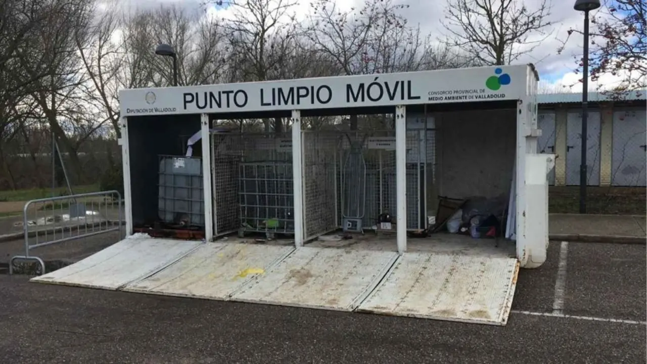 Roban en el punto limpio y se les detiene infraganti