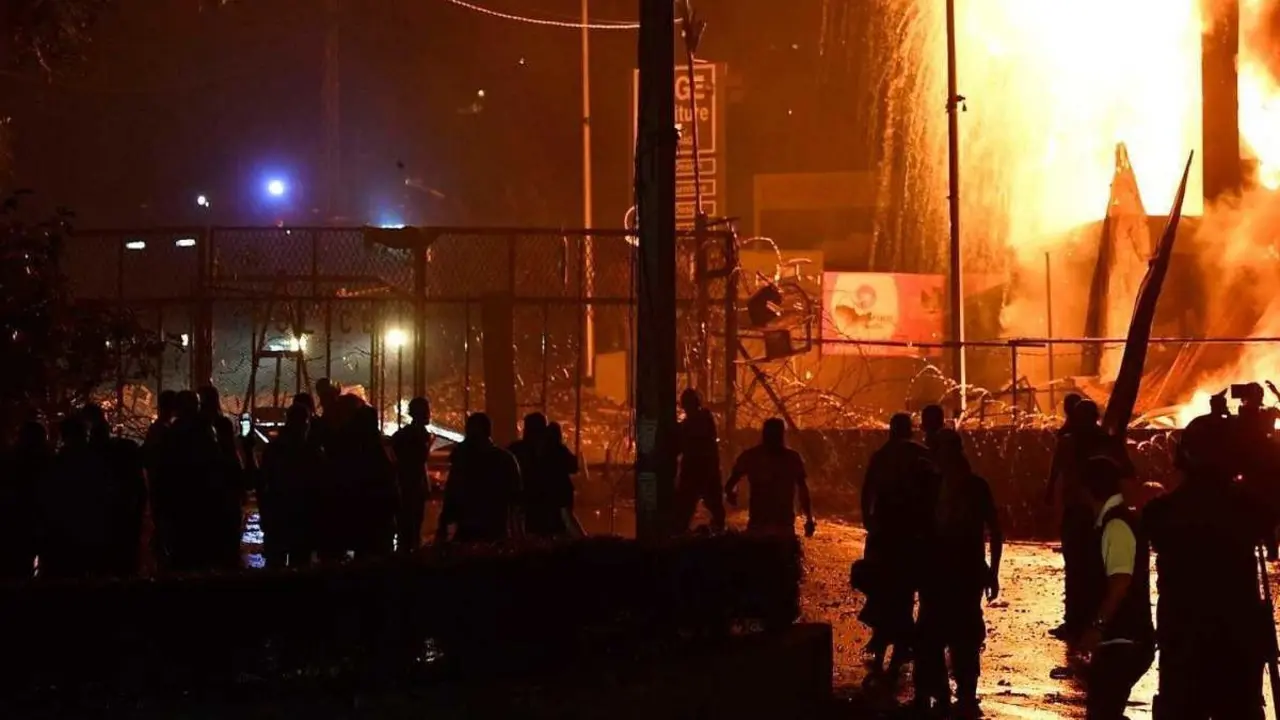 La embajada sufri&oacute; un ataque