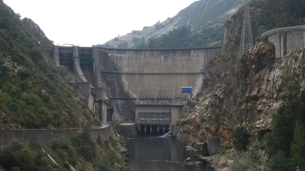 Alerta en las presas de Asturias