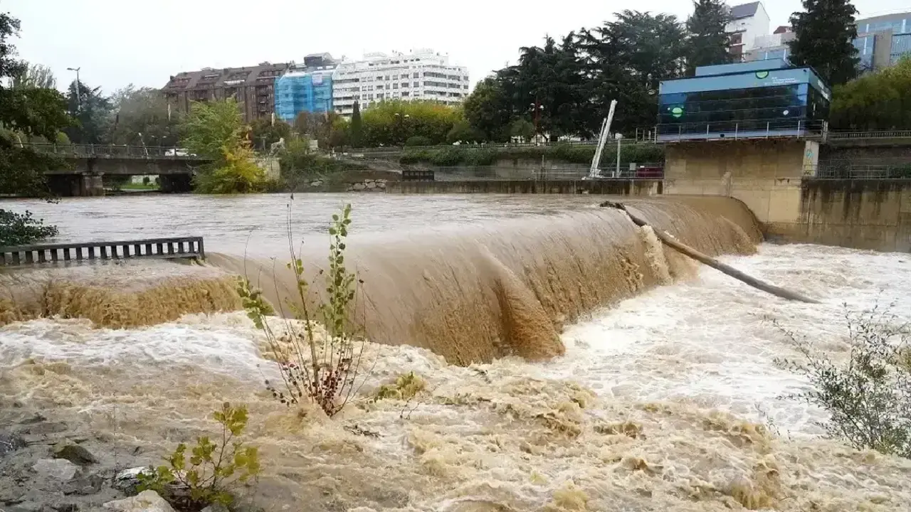 Bernesga en riesgo.