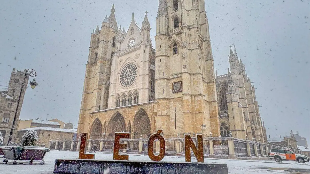 Nieve en Le&oacute;n