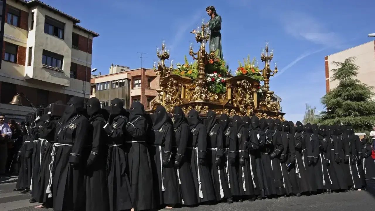 Procesi&oacute;n en la Semana Santa de Le&oacute;n
