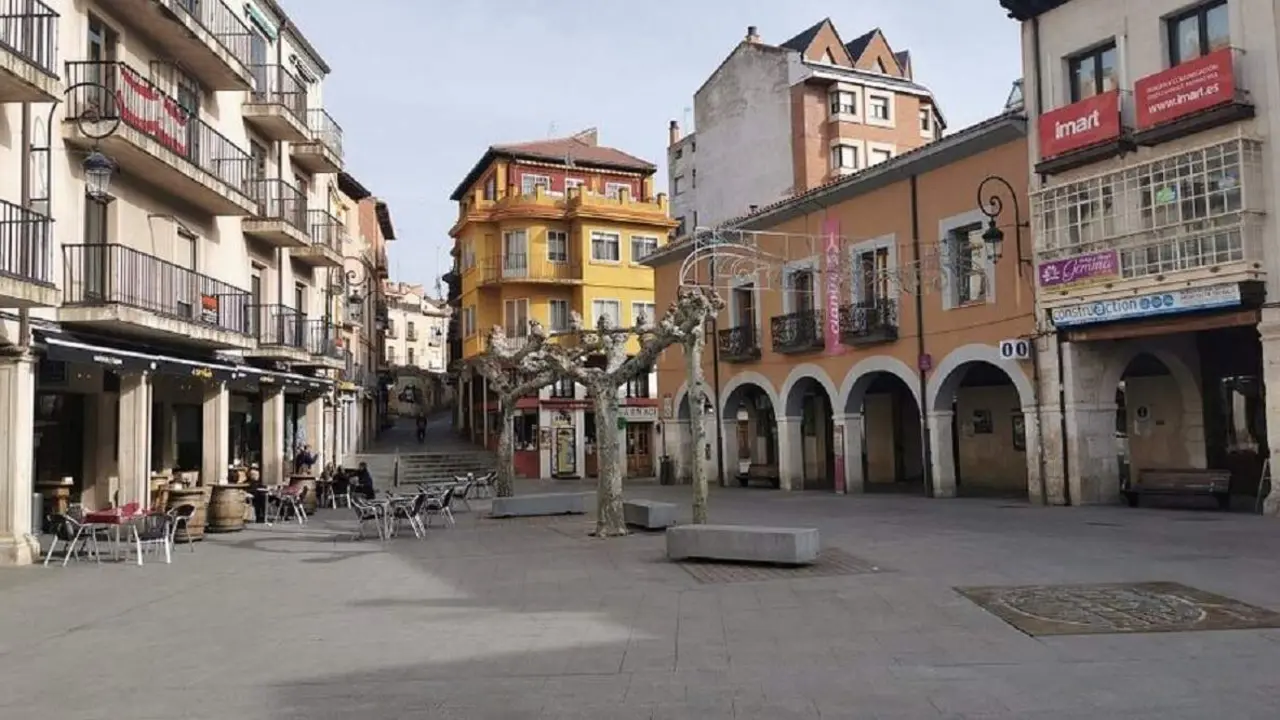 La plaza donde se origin&oacute; el incendio