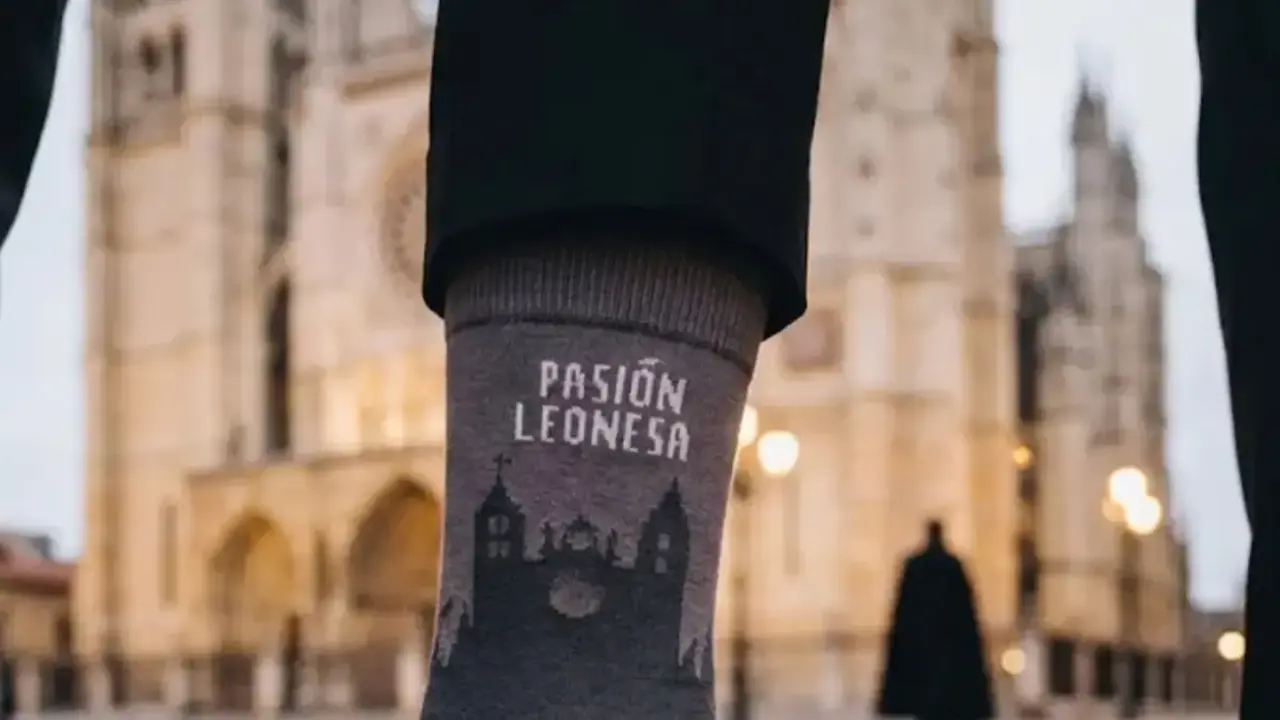 Calcetines gratis de la Semana Santa de Le&oacute;n