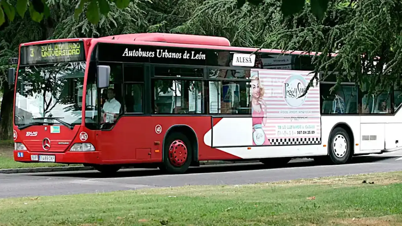 Conductor de autob&uacute;s agredido en Le&oacute;n