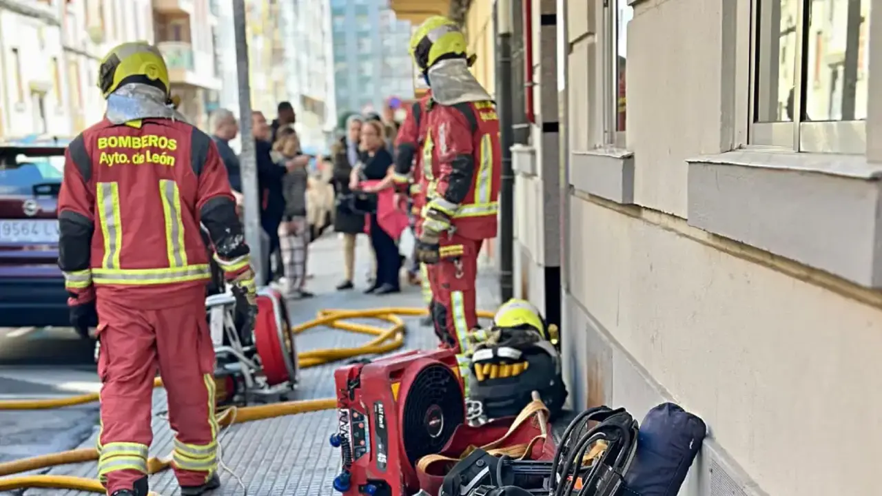 Incendio en una vivienda de Le&oacute;n