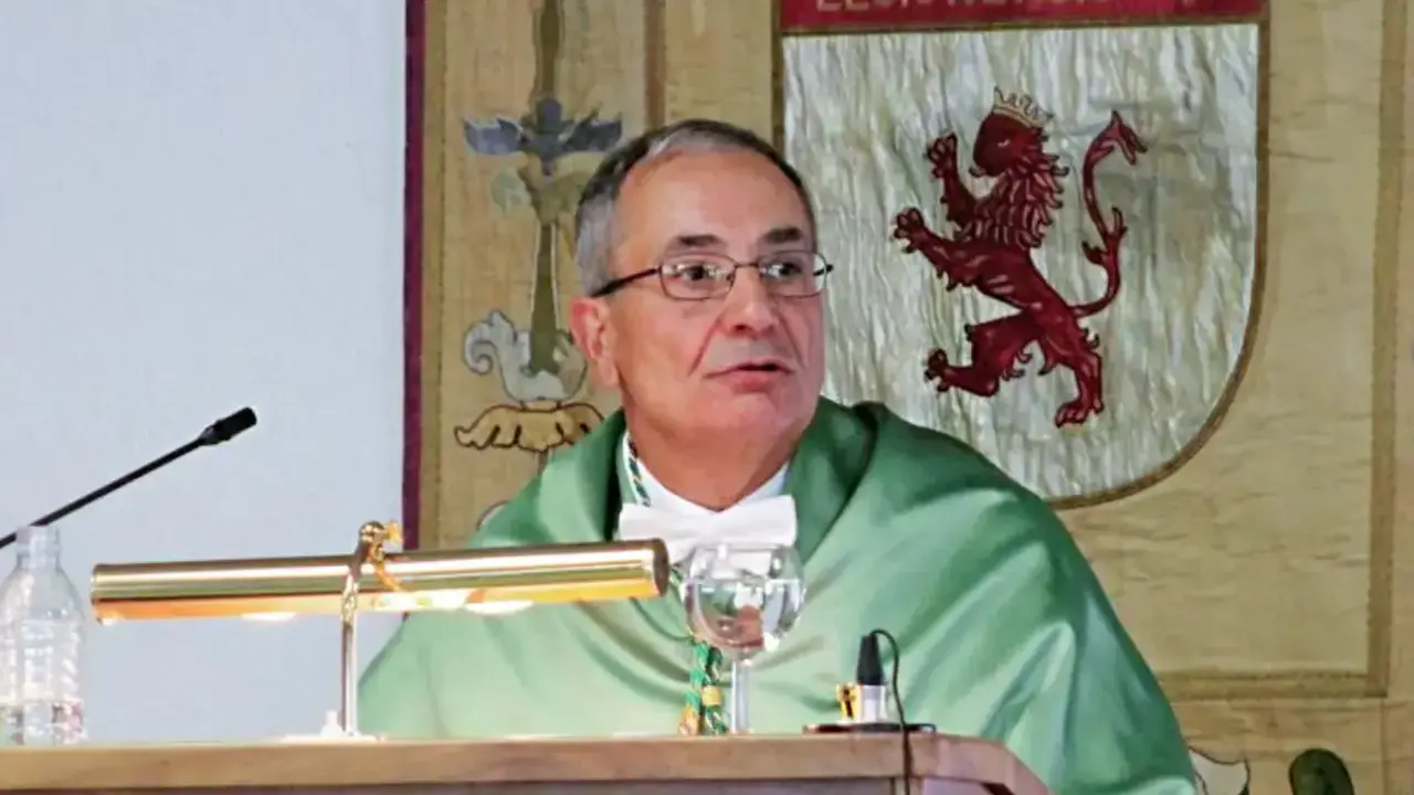 El&iacute;as Fernando Rodr&iacute;guez Ferri en un acto de la Universidad de Le&oacute;n.