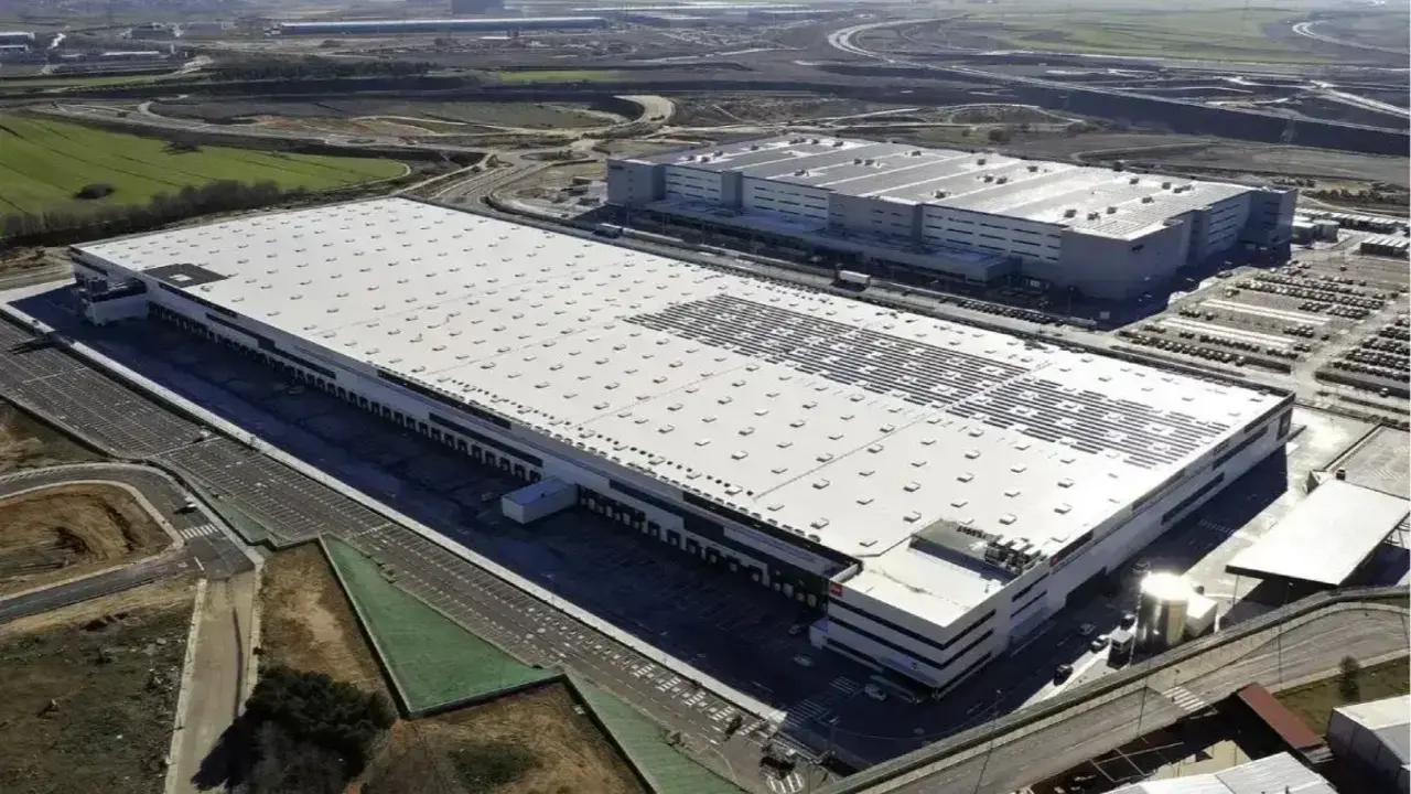 Centro log&iacute;stico de D&iacute;a en Le&oacute;n