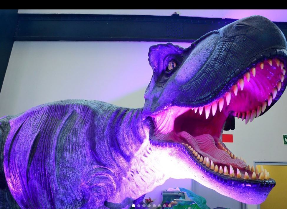 dinosaurios leon